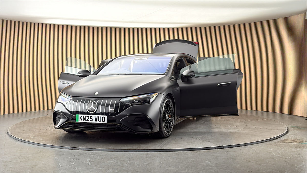 More views of Mercedes-Benz EQE