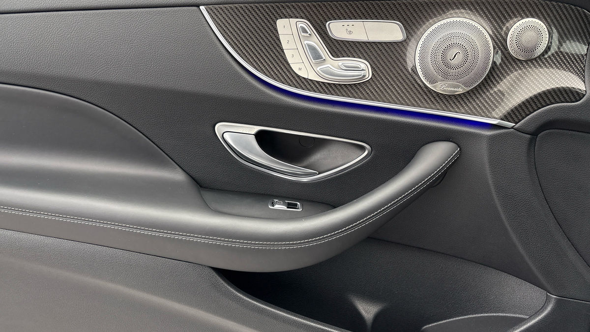 Mercedes-Benz E Class Image 19