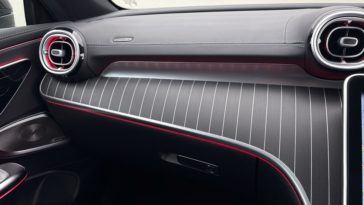 Mercedes-Benz CLE Image 25