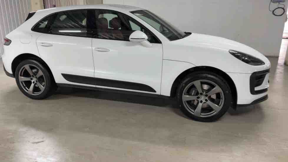 More views of Porsche Macan