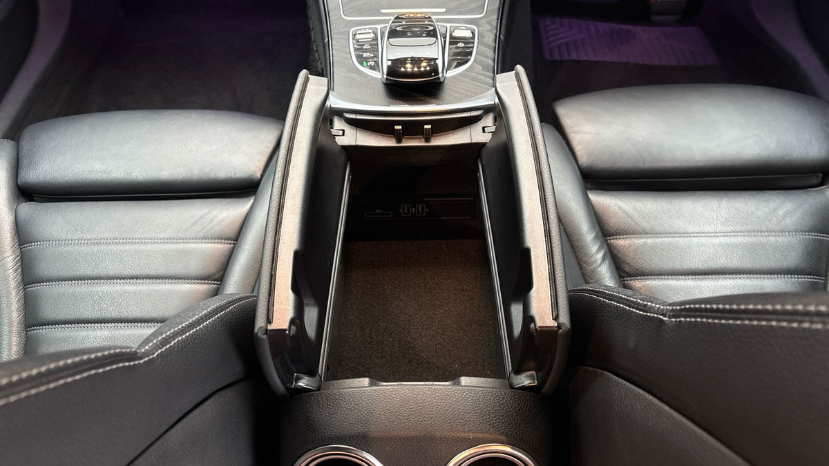 Mercedes-Benz C Class Image 31