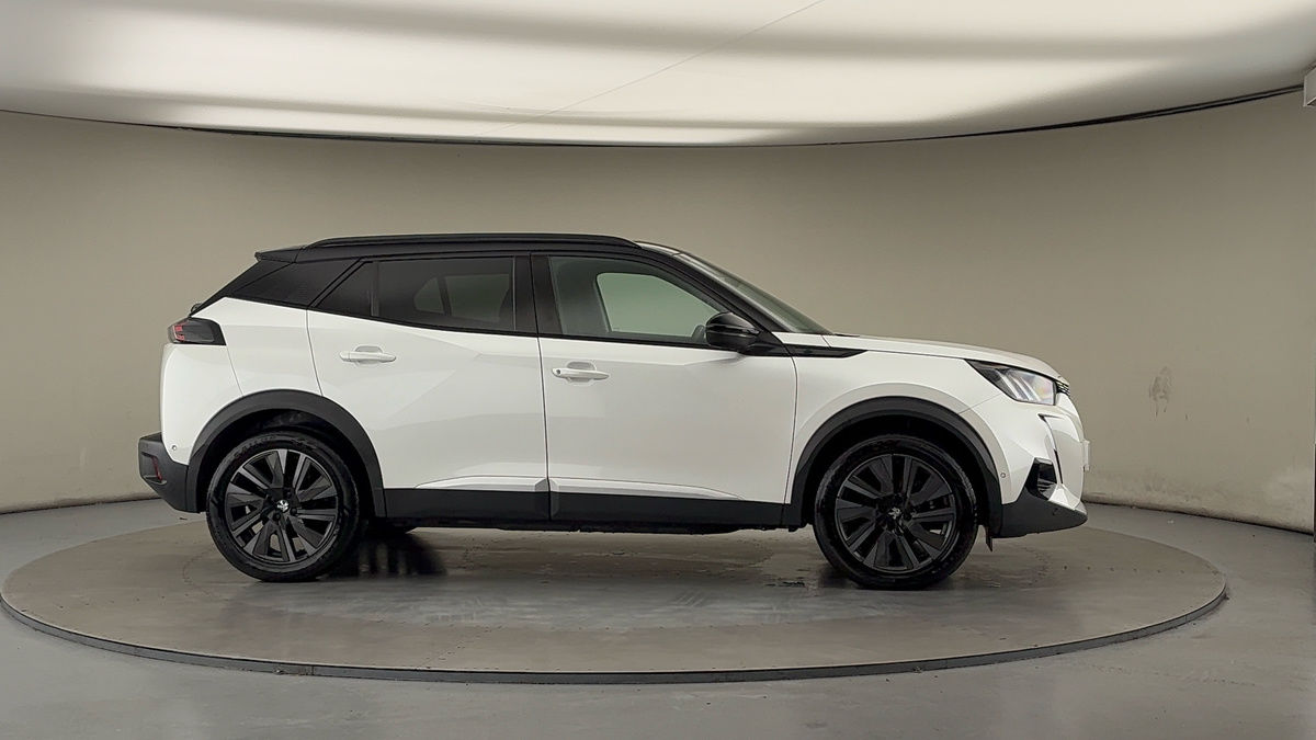 More views of Peugeot E-2008