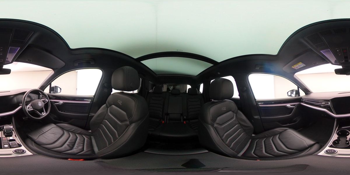 More views of Volkswagen Touareg