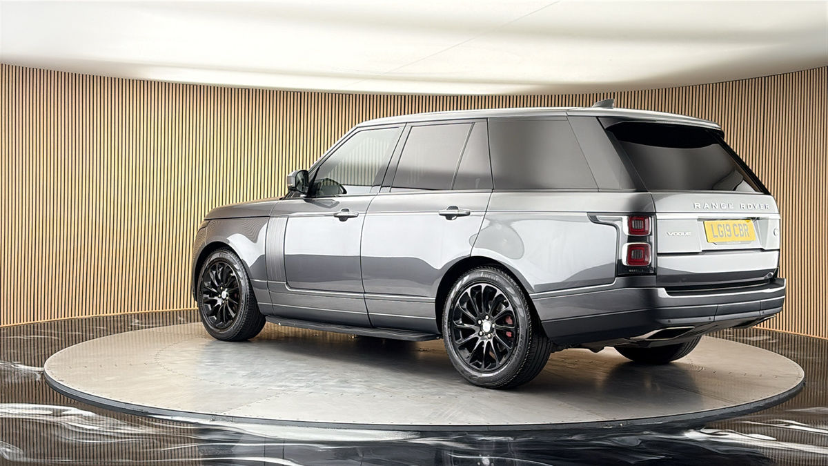 More views of Land Rover Range Rover