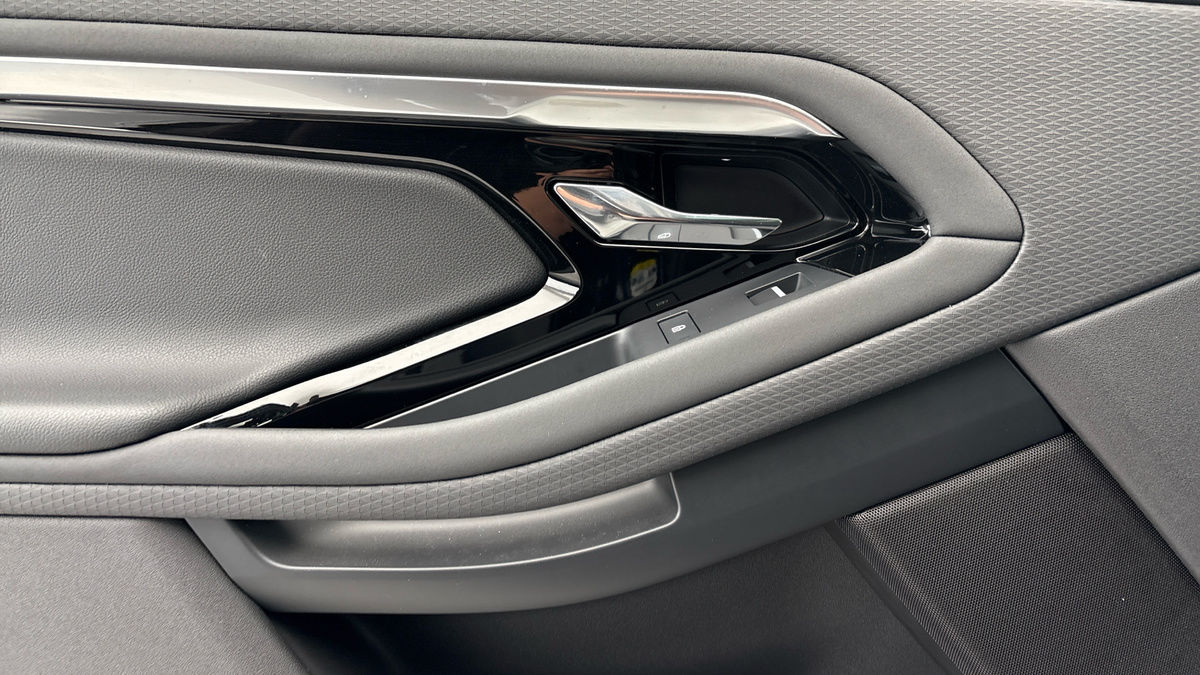 Land Rover Range Rover Evoque Image 19