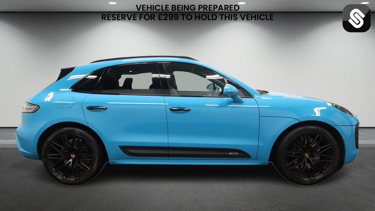Porsche Macan Image 5