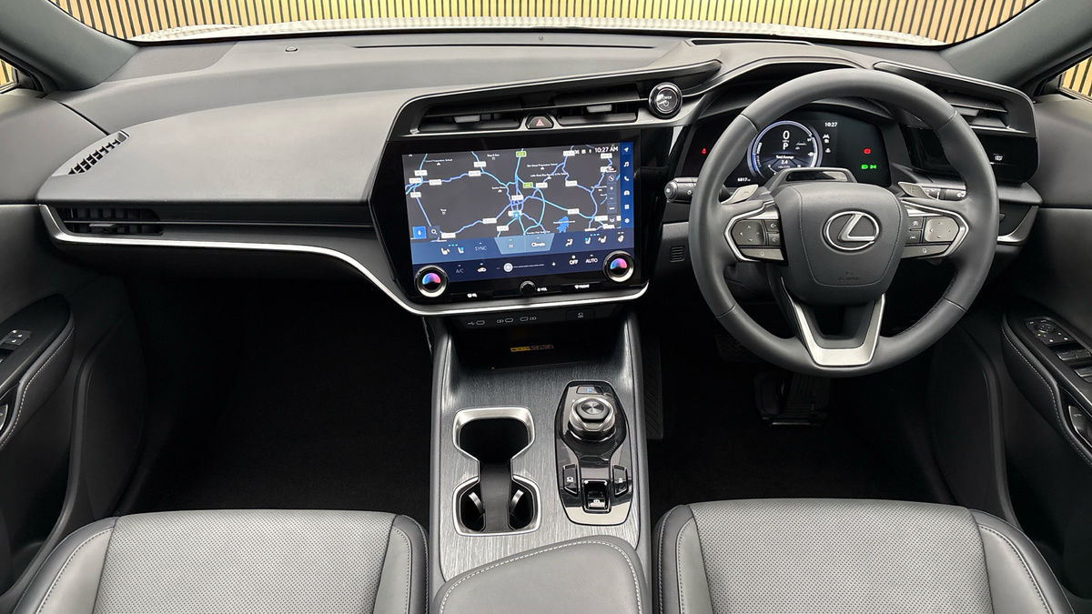 Lexus RZ Image 13