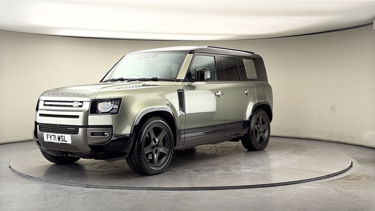 More views of Land Rover Defender 110