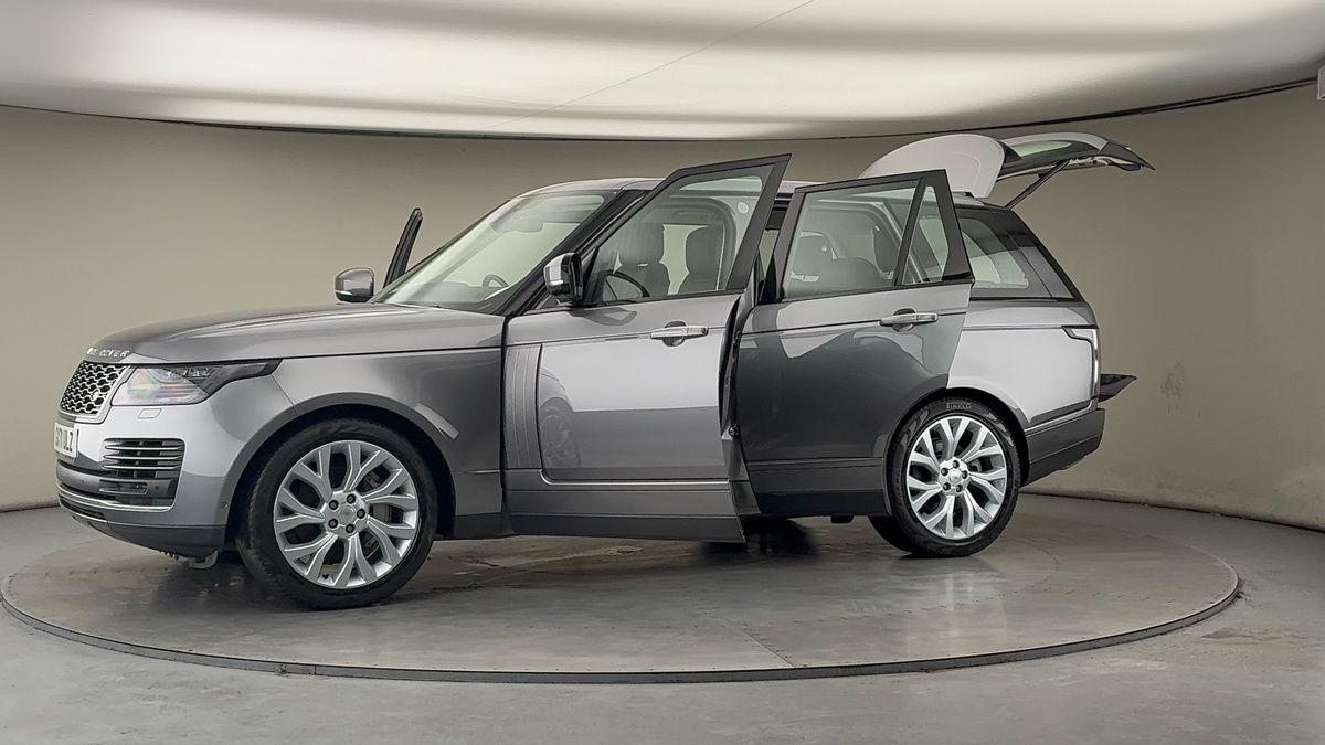 More views of Land Rover Range Rover