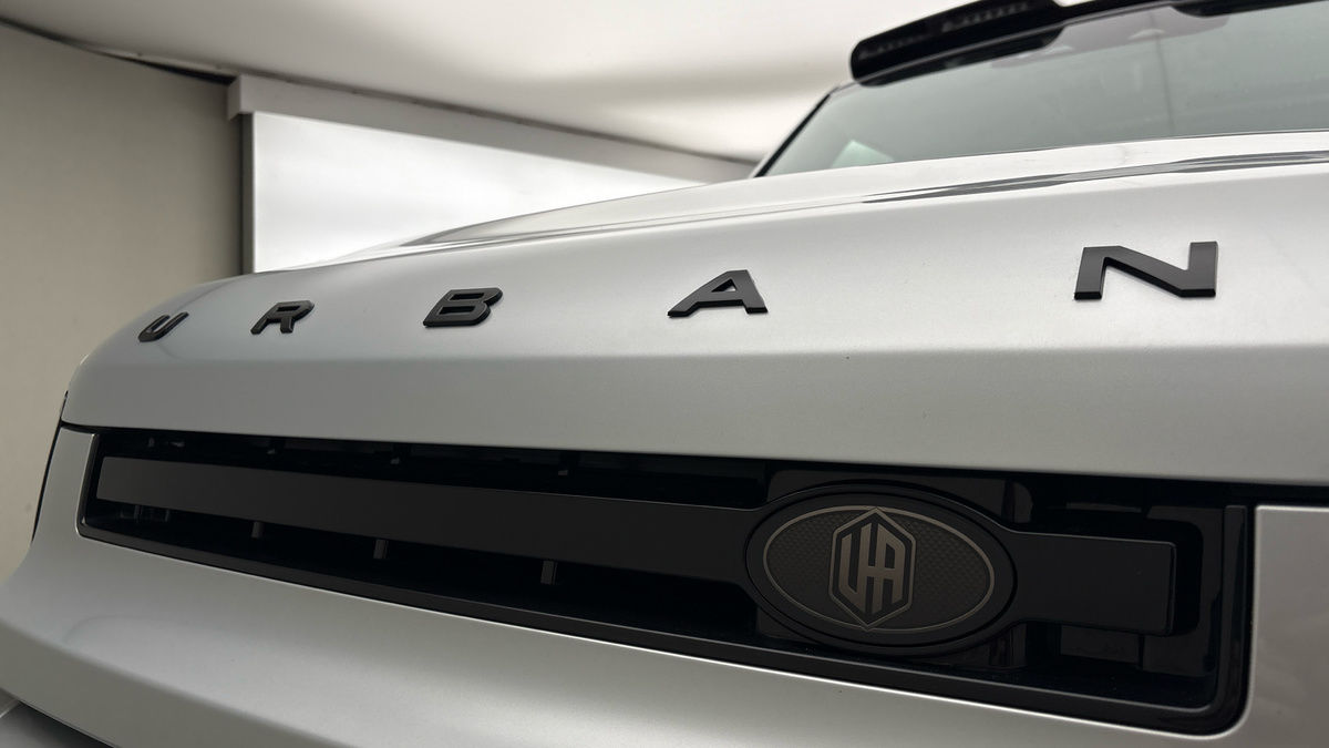 Land Rover Defender 110 Urban Image 24