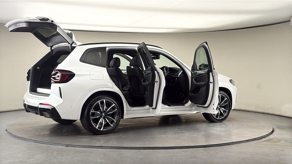 More views of BMW X3