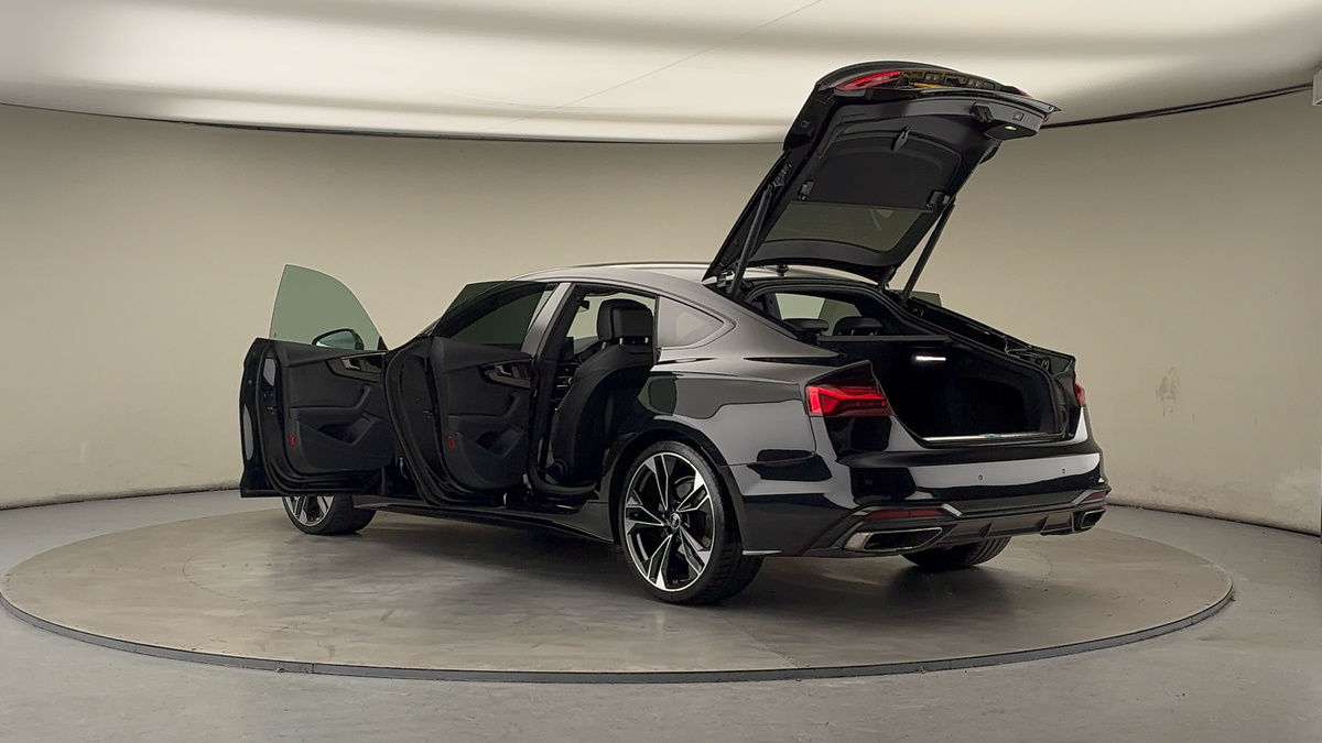 More views of Audi A5