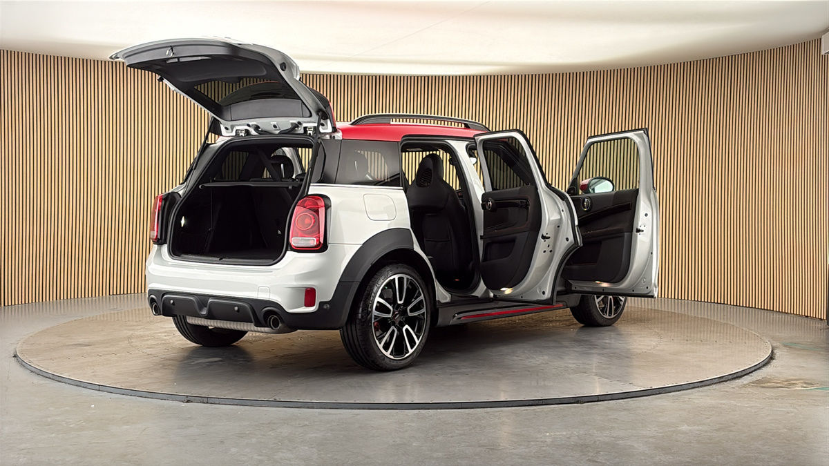More views of MINI Countryman