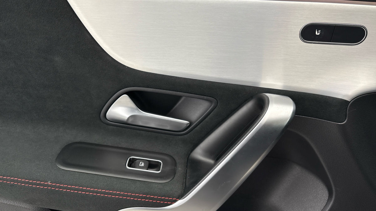 Mercedes-Benz A Class Image 19