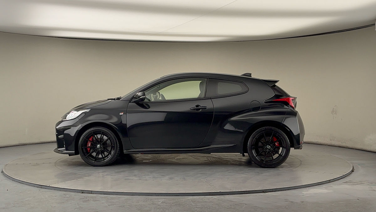 More views of Toyota Yaris