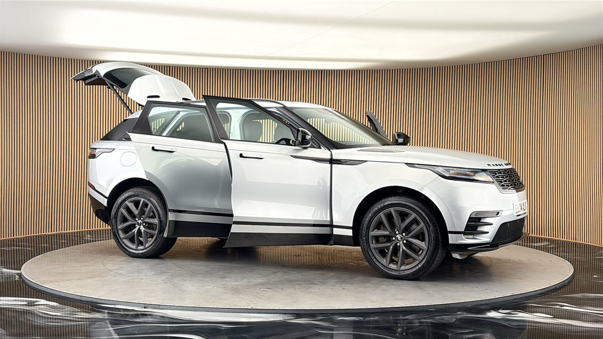 More views of Land Rover Range Rover Velar