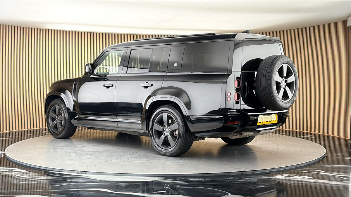 More views of Land Rover Defender 130