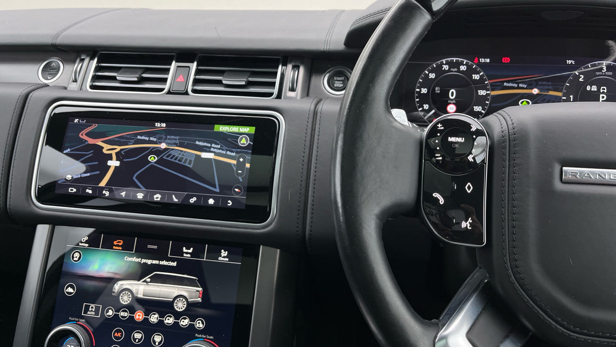 Land Rover Range Rover Image 13