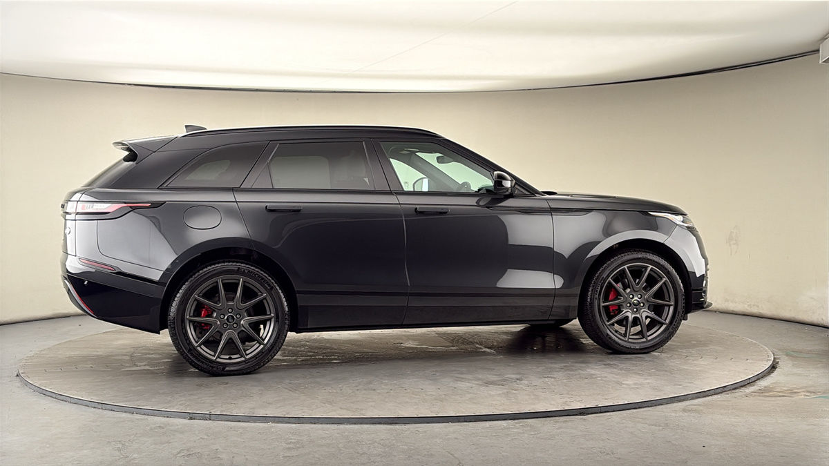 More views of Land Rover Range Rover Velar