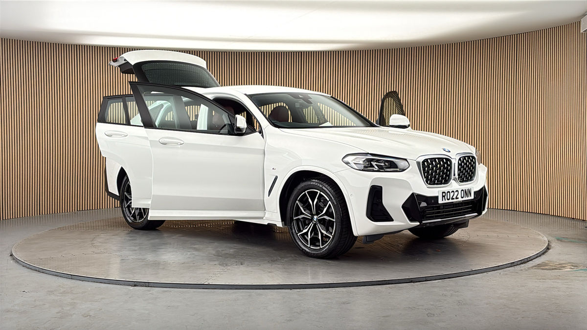 More views of BMW X4