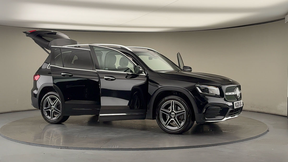 More views of Mercedes-Benz GLB