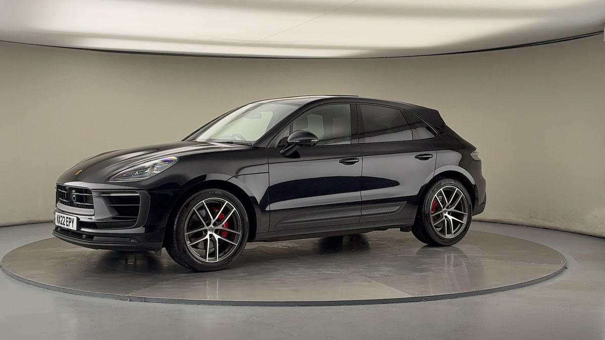 More views of Porsche Macan
