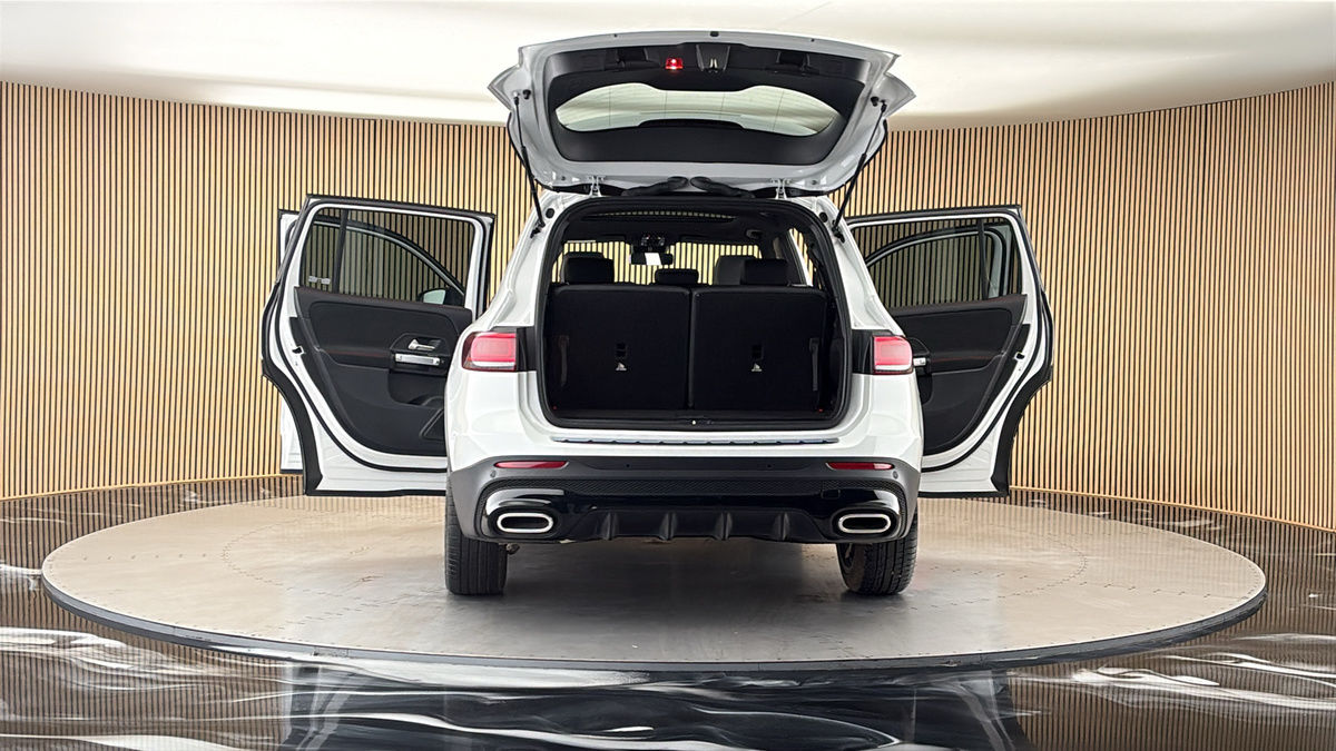 More views of Mercedes-Benz GLB