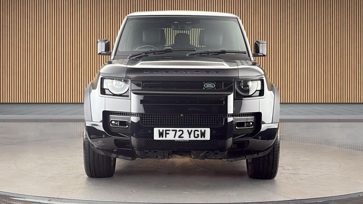 Land Rover Defender 90 Image 3