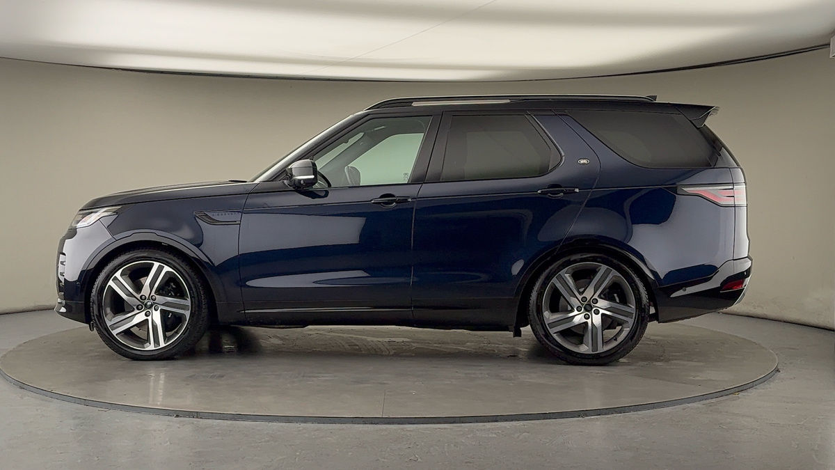 More views of Land Rover Discovery