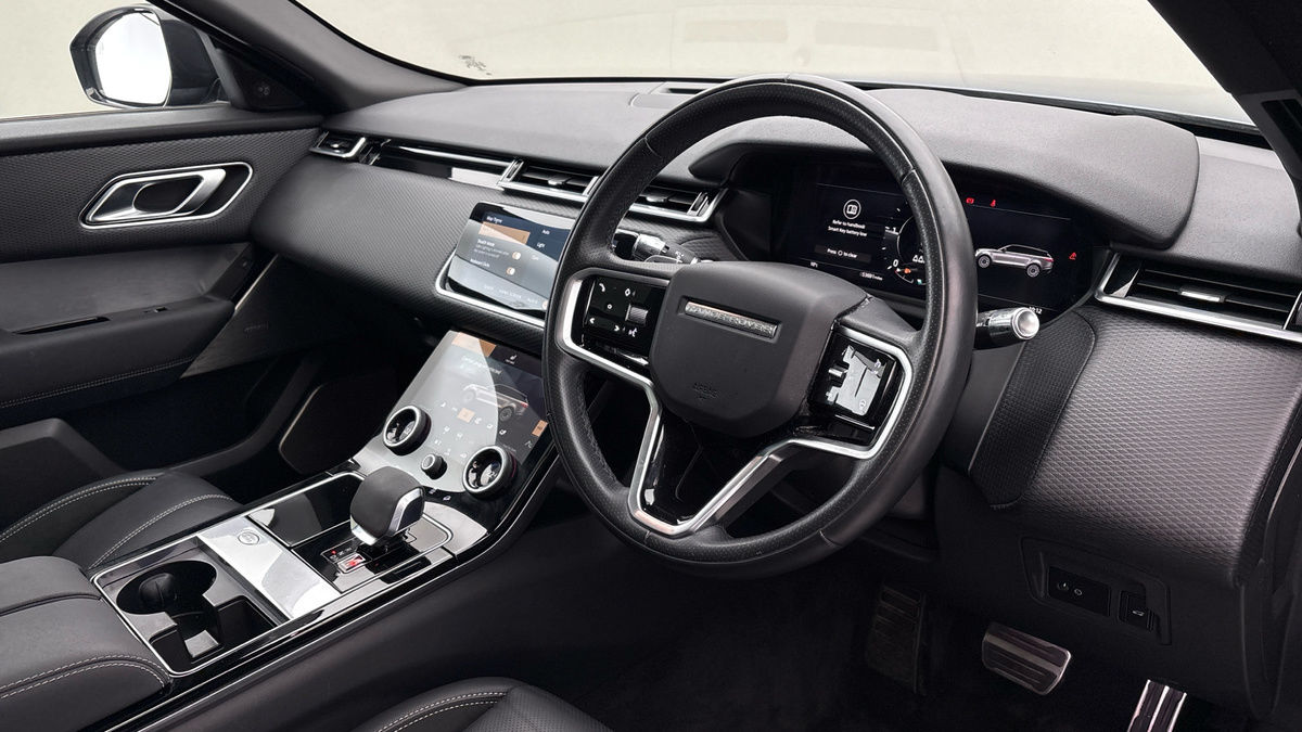 Land Rover Range Rover Velar Image 5