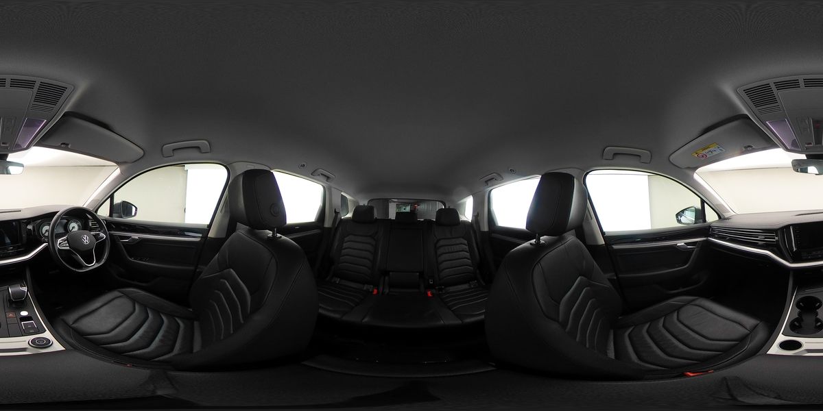 More views of Volkswagen Touareg