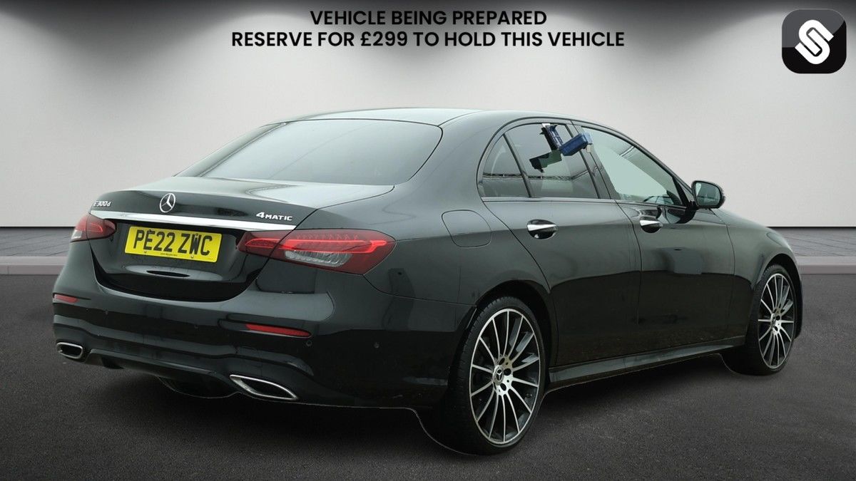 Mercedes-Benz E Class Image 4