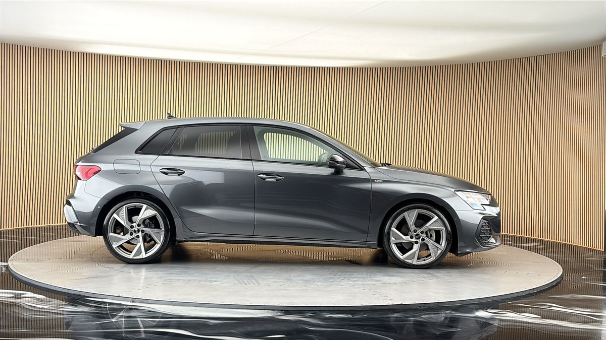 Audi A3 Image 16