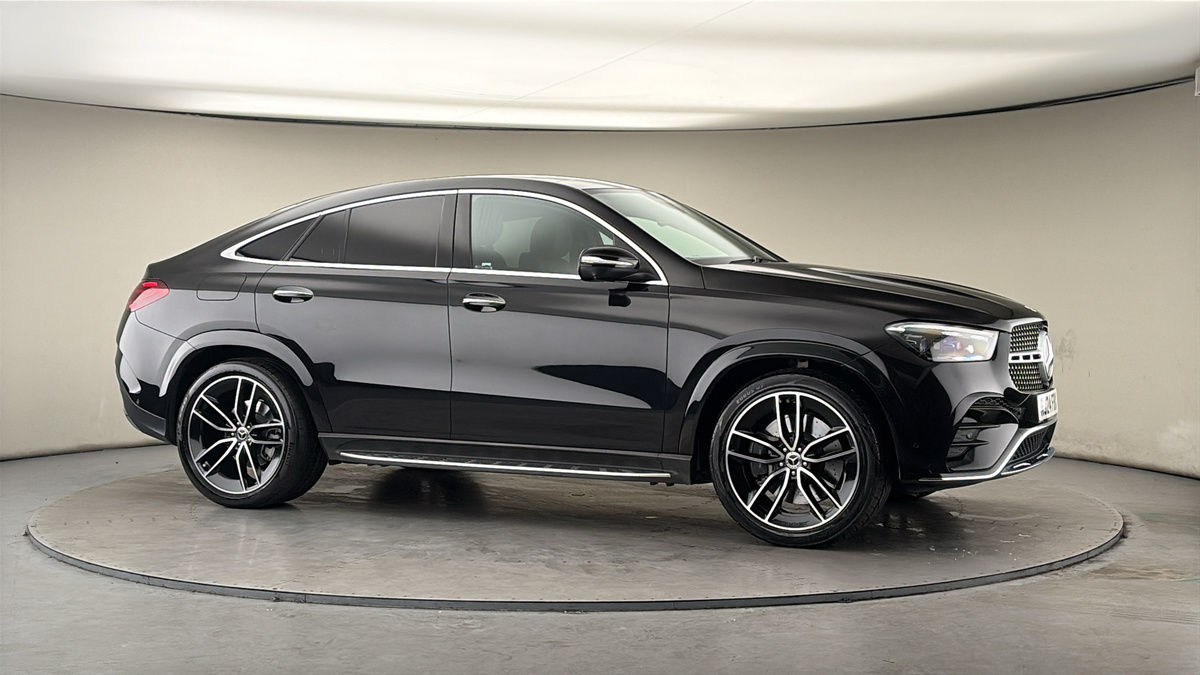 More views of Mercedes-Benz GLE