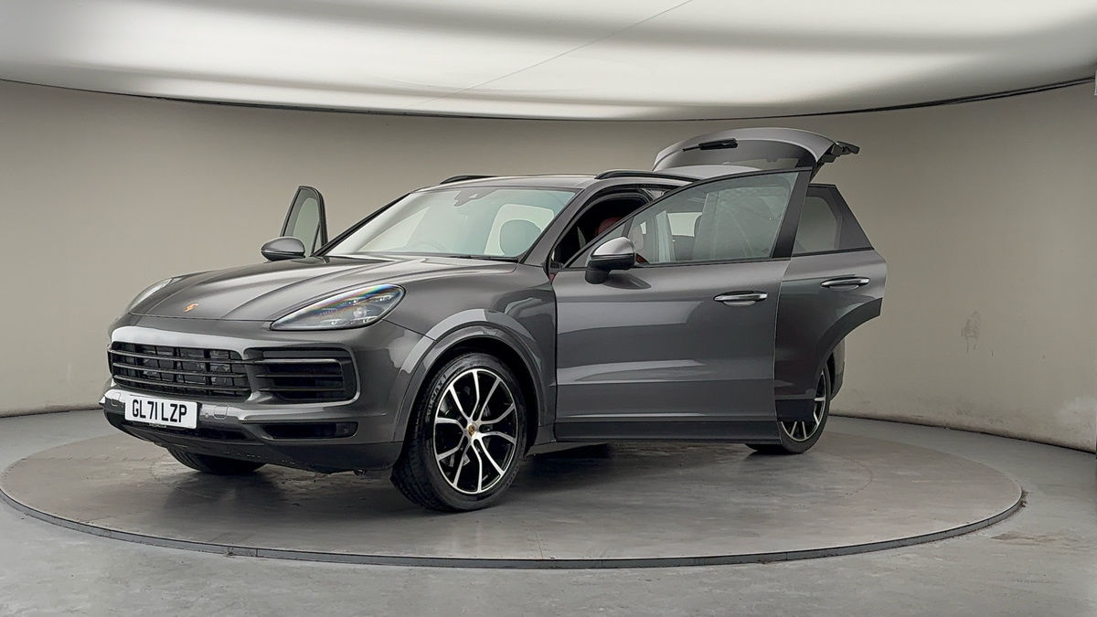 More views of Porsche Cayenne