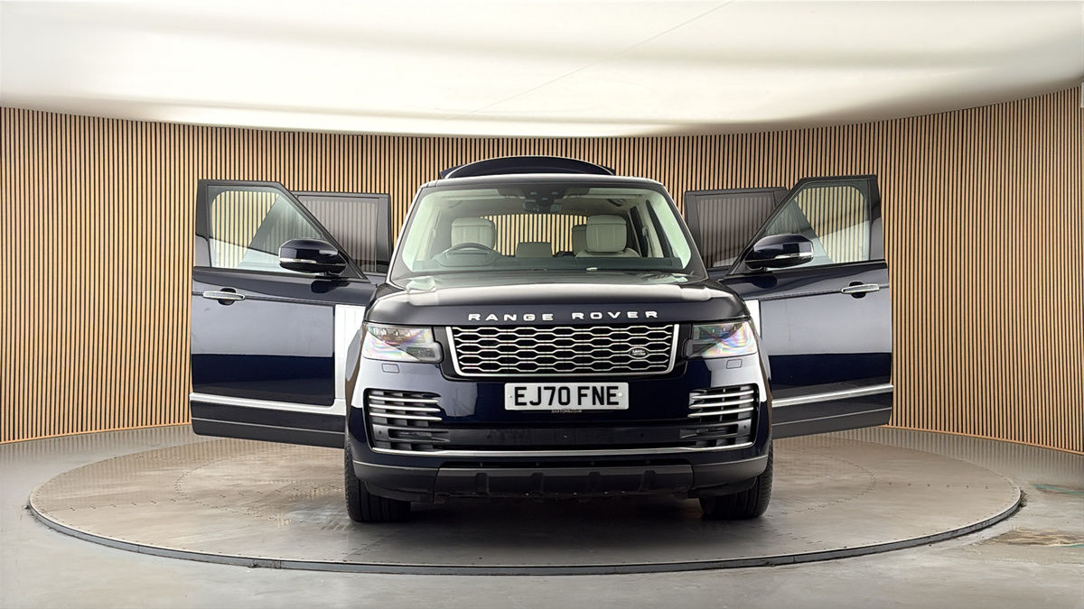 More views of Land Rover Range Rover