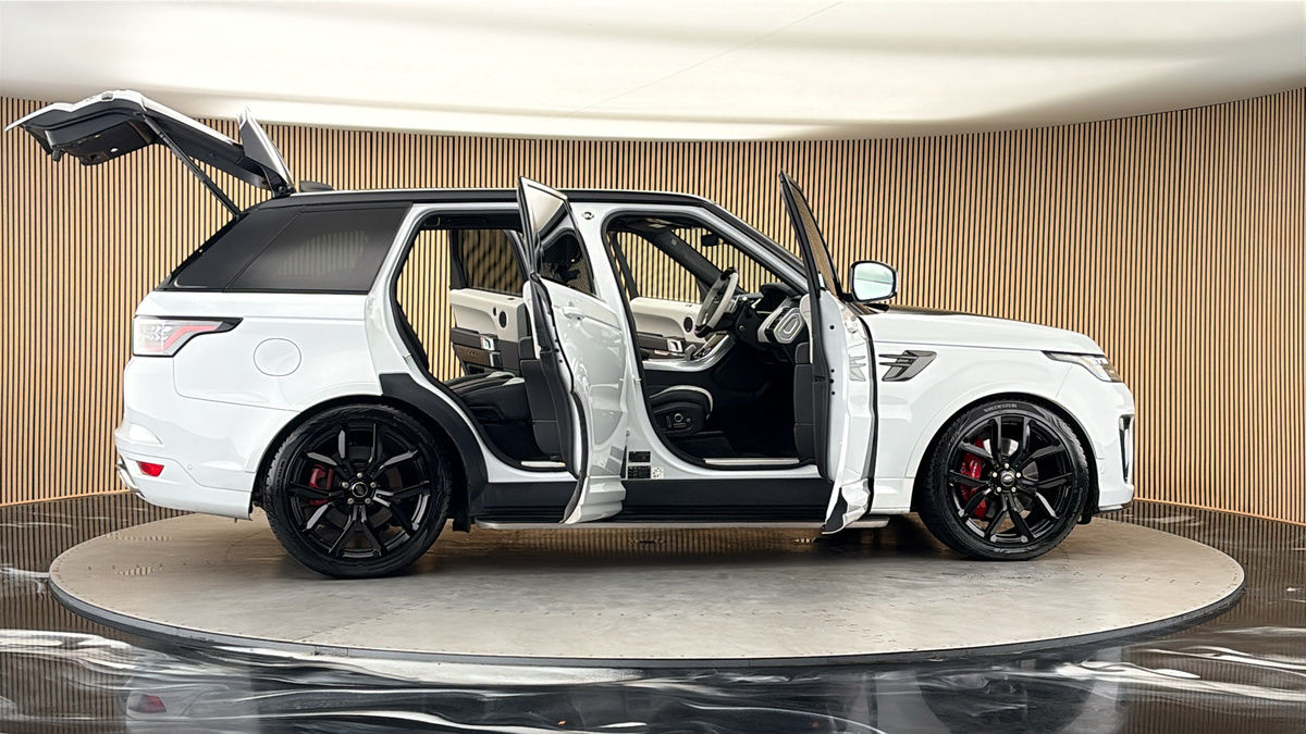 More views of Land Rover Range Rover Sport