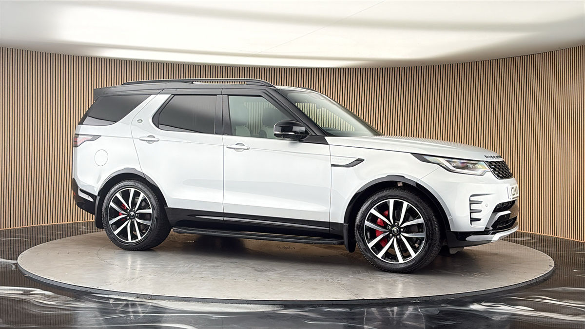 More views of Land Rover Discovery
