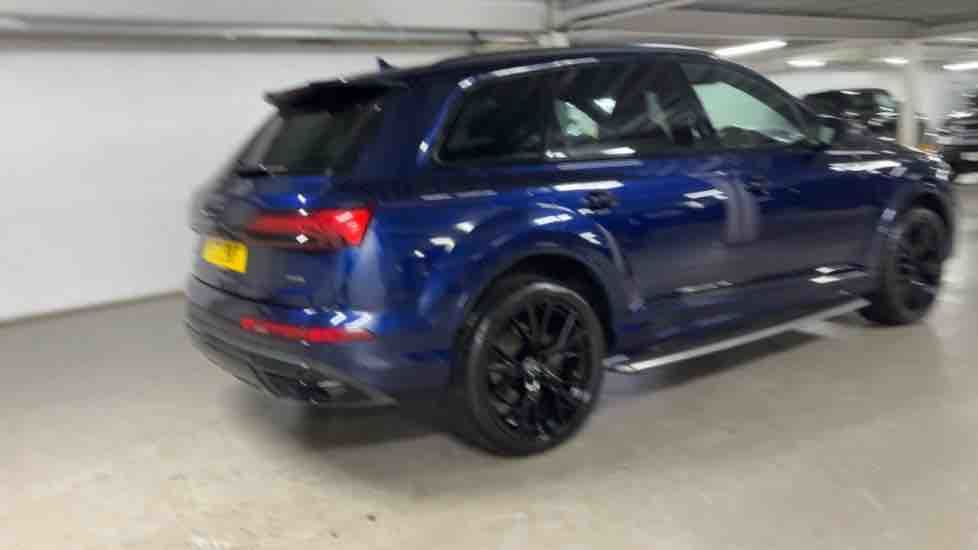 More views of Audi Q7