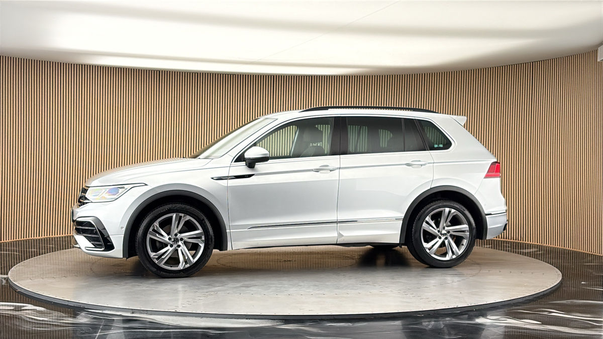 More views of Volkswagen Tiguan
