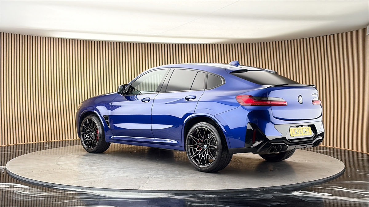 More views of BMW X4 M