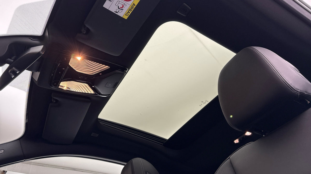 BMW 2 Series Image 6