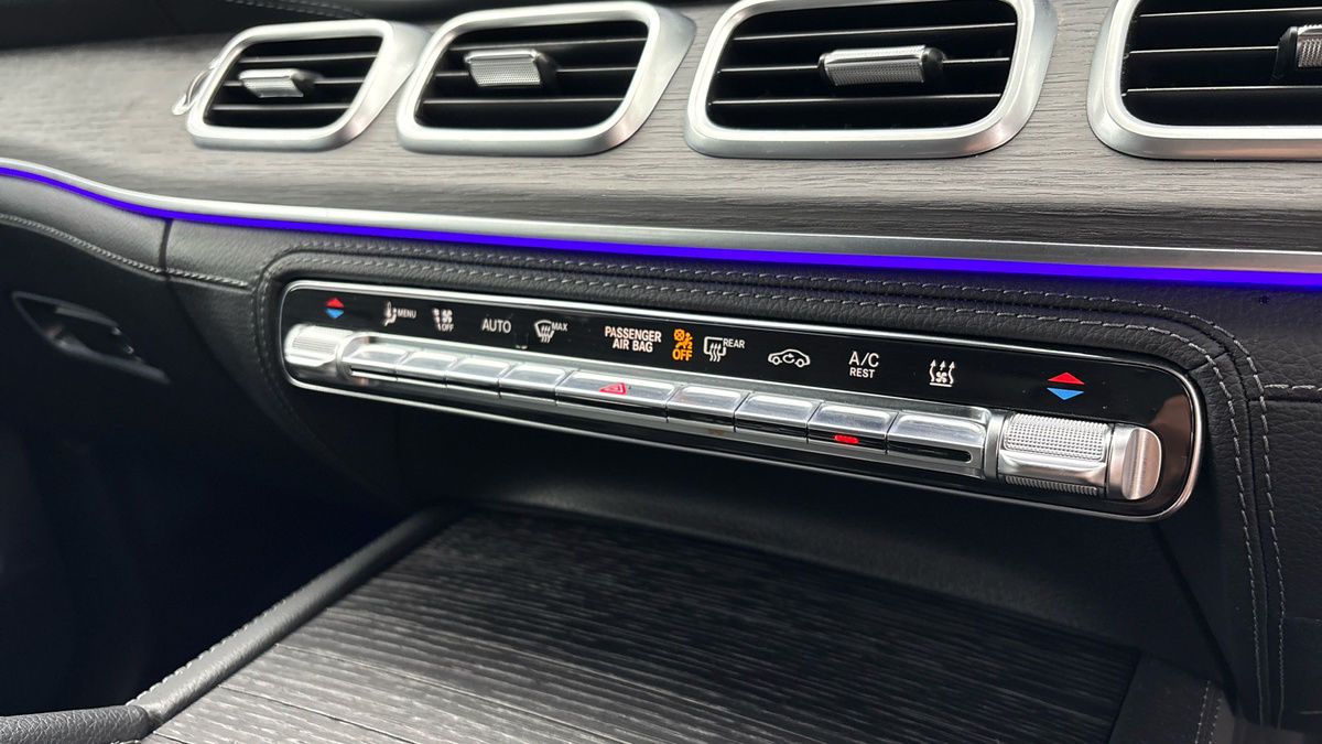 Mercedes-Benz GLE Image 31