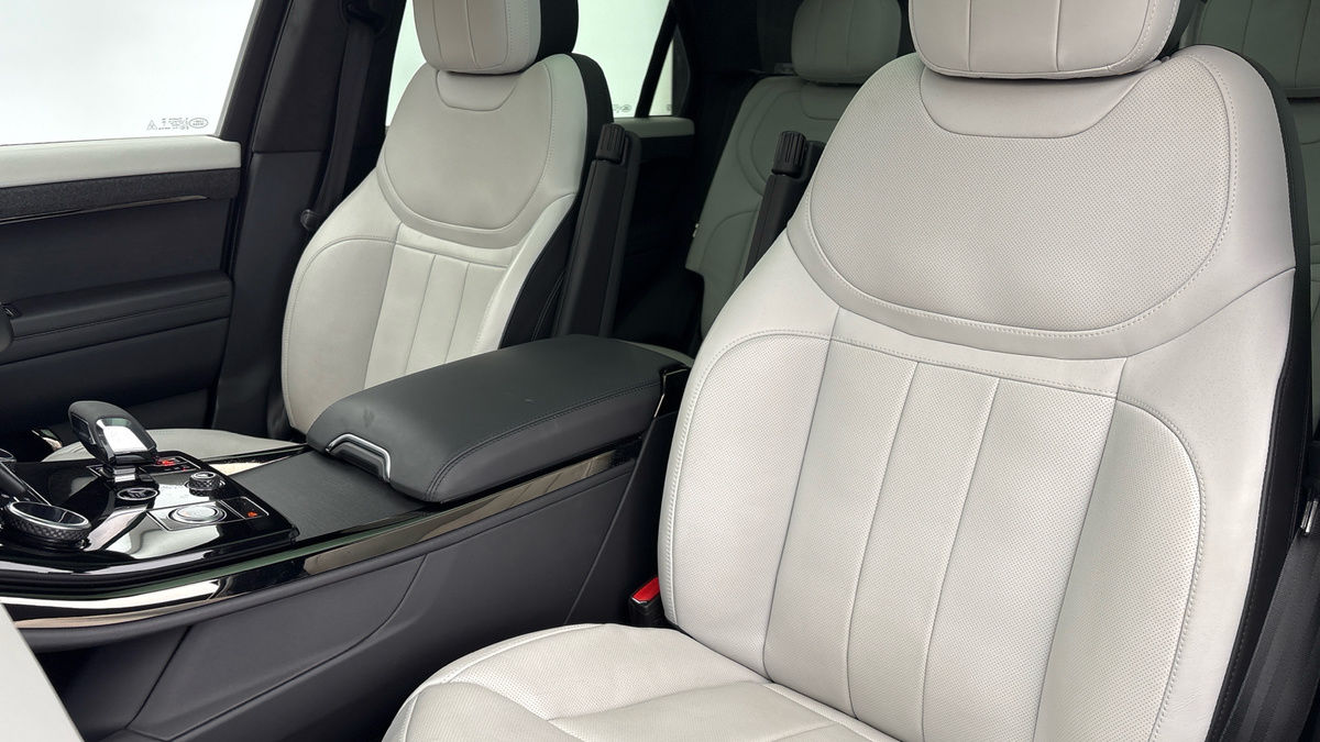 Land Rover Range Rover Sport Image 7
