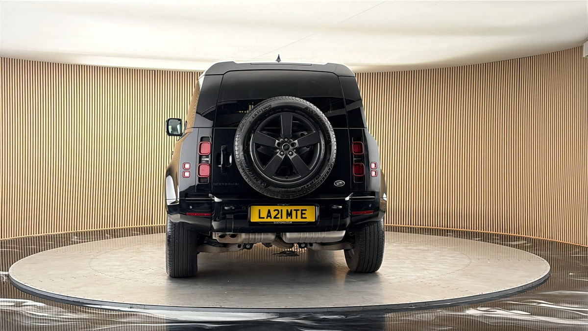 More views of Land Rover Defender 90