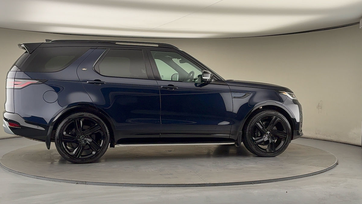 More views of Land Rover Discovery