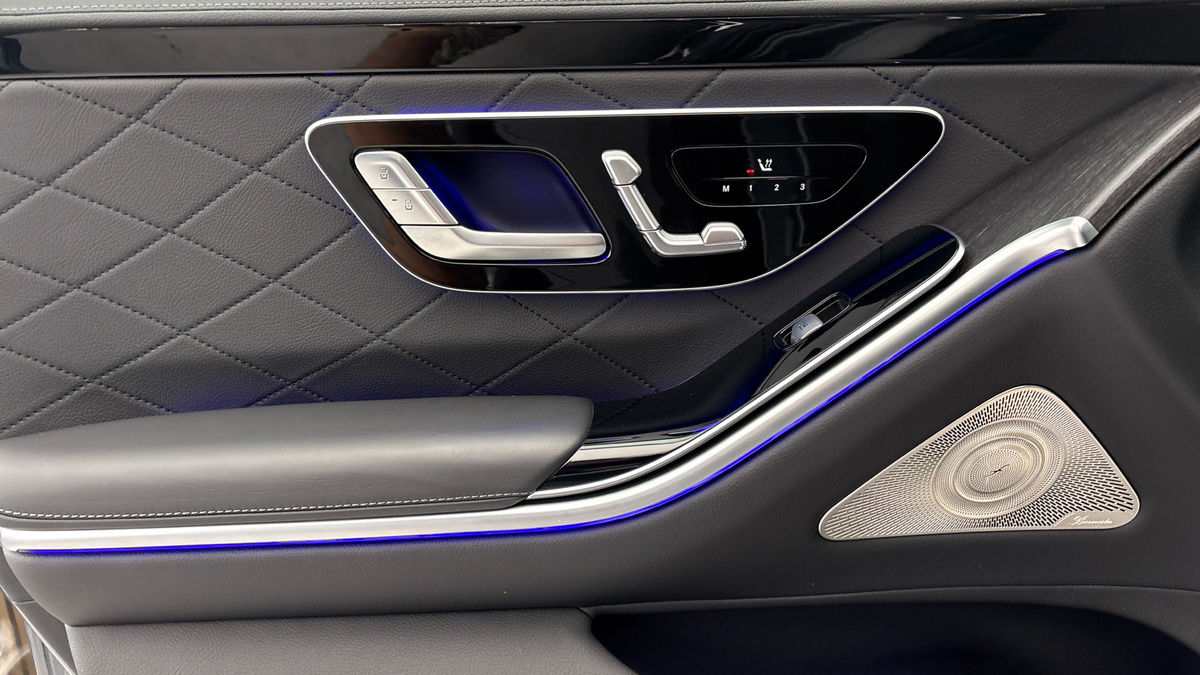 Mercedes-Benz S Class Image 19