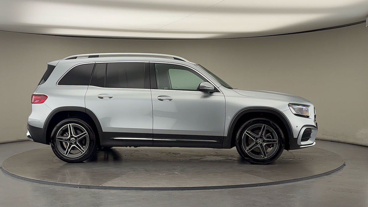 More views of Mercedes-Benz GLB