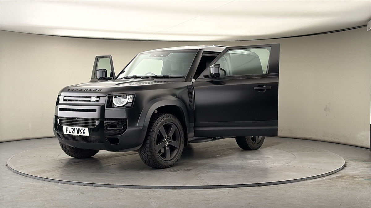More views of Land Rover Defender 90
