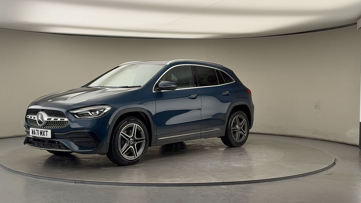 Mercedes-Benz GLA Image 20